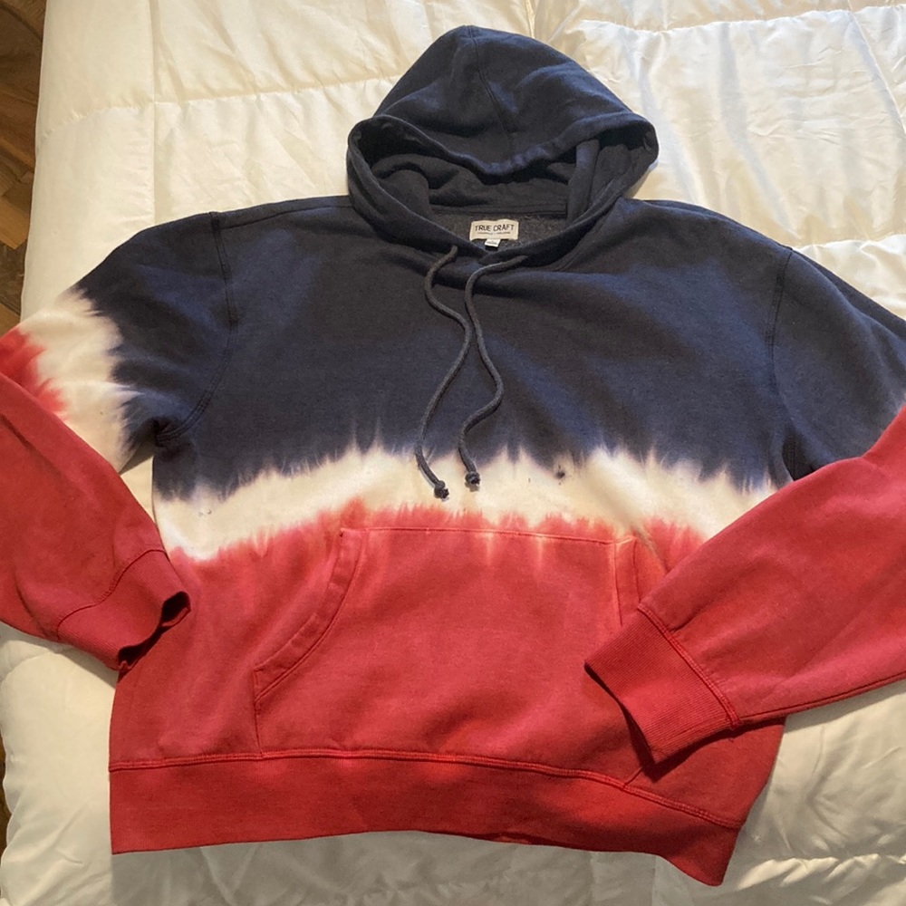 True Craft Men’s Pullover Hooded Sweatshirt